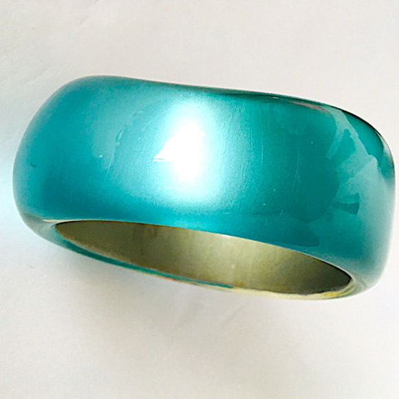 Banana Republic Jewelry - Retro Bracelet Chunky Iridescent Teal Wonky Bangle